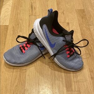 Women’s Nike Renew Sneaker